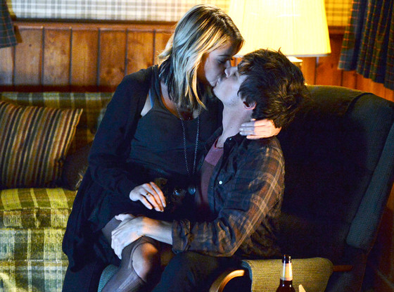 Pretty Little Liars, Ashley Benson, Tyler Blackburn Pretty Little Liars, Ashley Benson, Tyler Blackburn